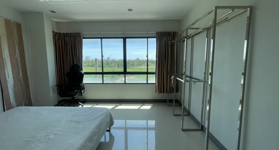 Reihenhaus zur Miete mit 3 Zimmer in Cha Am, Phetchaburi