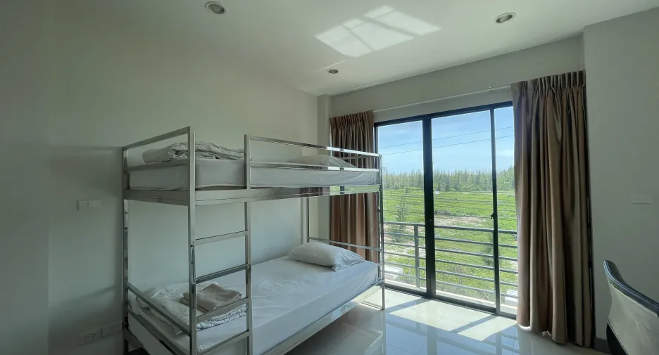 Reihenhaus zur Miete mit 3 Zimmer in Cha Am, Phetchaburi