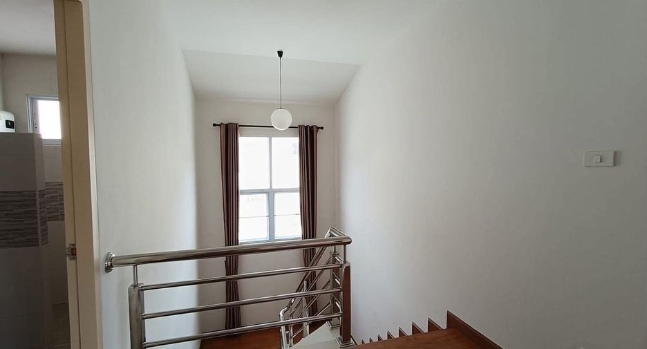 Casa en alquiler de 3 habitaciones en San Kamphaeng, Chiang Mai