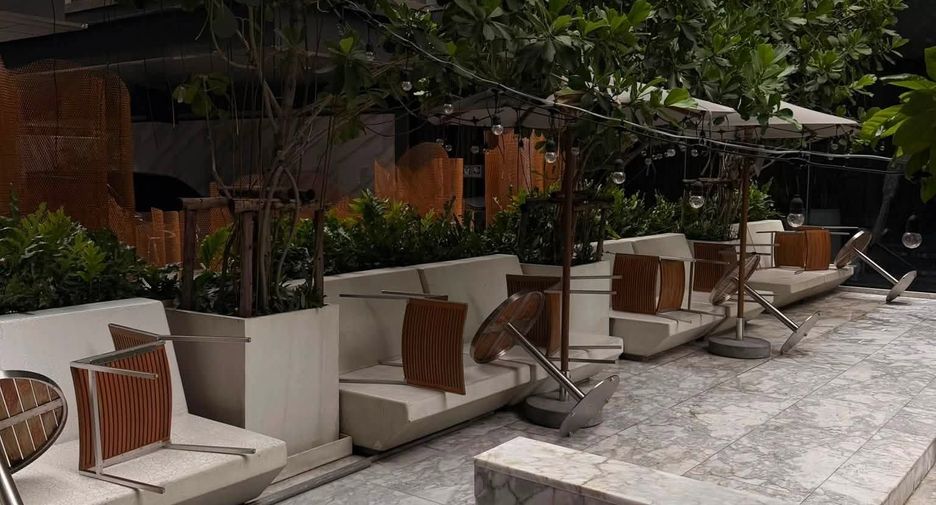For rent 3 bedrooms condo in Watthana, Bangkok