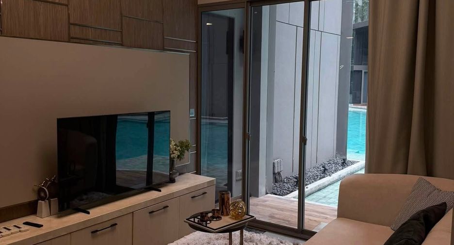 For rent 3 bedrooms condo in Watthana, Bangkok