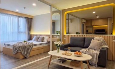 Condo en alquiler de 1 habitaciones en Bang Na, Bangkok