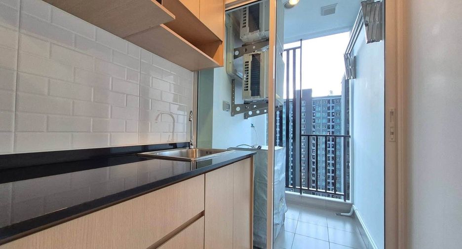 Condo en alquiler de 1 habitaciones en Bang Na, Bangkok