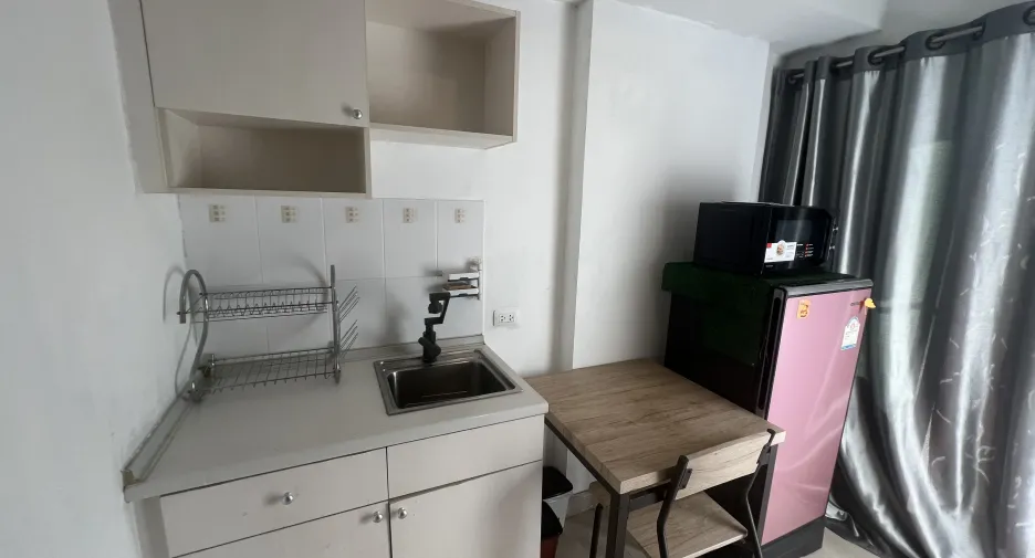 For rent 1 bed condo in Mueang Samut Prakan, Samut Prakan