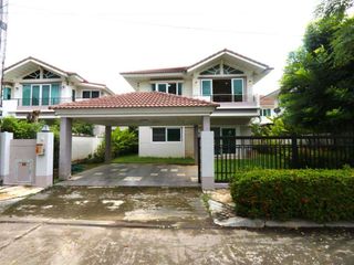 Casa en venta de 3 habitaciones en San Kamphaeng, Chiang Mai