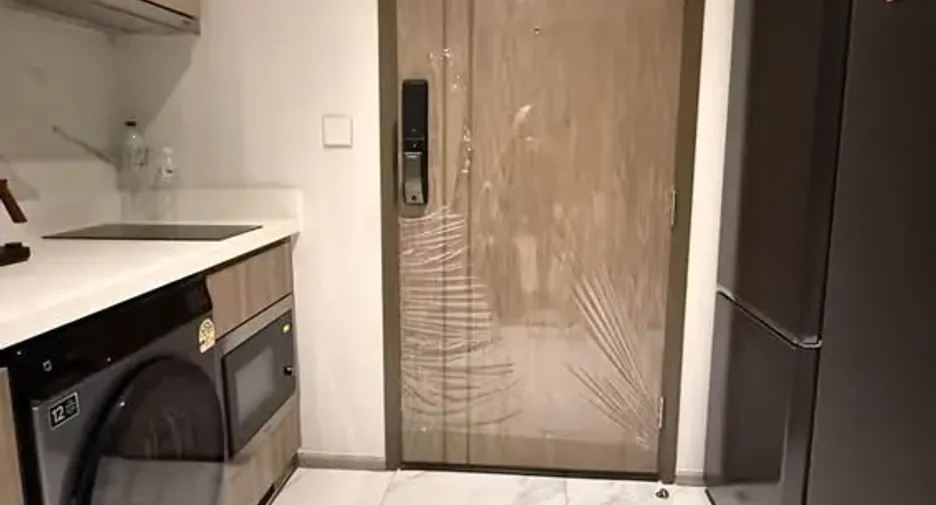 For rent 1 bed condo in Watthana, Bangkok