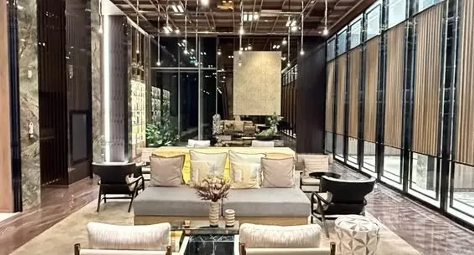 For rent 1 bed condo in Watthana, Bangkok