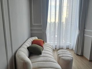 For rent 2 bedrooms condo in Bang Rak, Bangkok