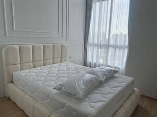 For rent 2 bedrooms condo in Bang Rak, Bangkok