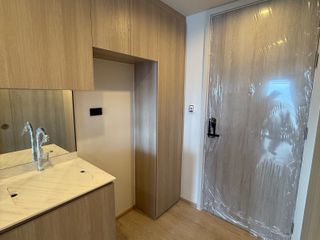 For rent studio condo in Khlong San, Bangkok