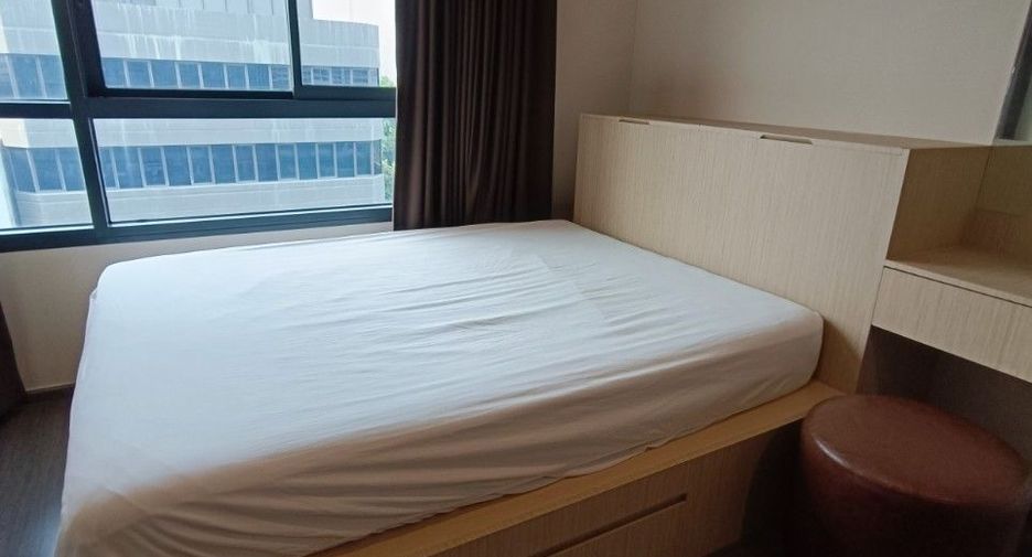 For sale 1 bed condo in Phra Khanong, Bangkok