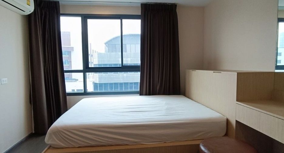 For sale 1 bed condo in Phra Khanong, Bangkok