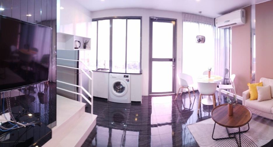 For sale 2 bedrooms condo in Phra Khanong, Bangkok