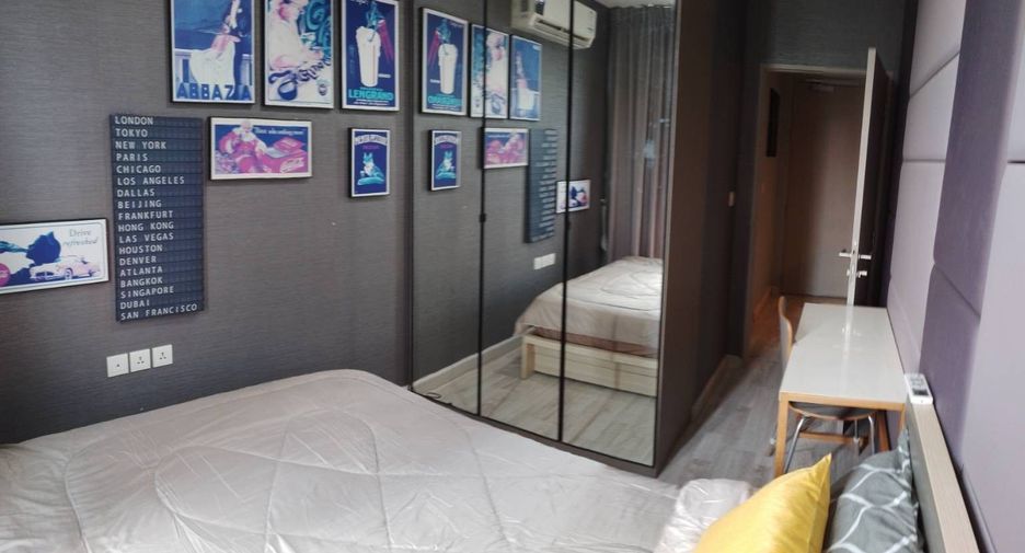For sale 2 bedrooms condo in Phra Khanong, Bangkok