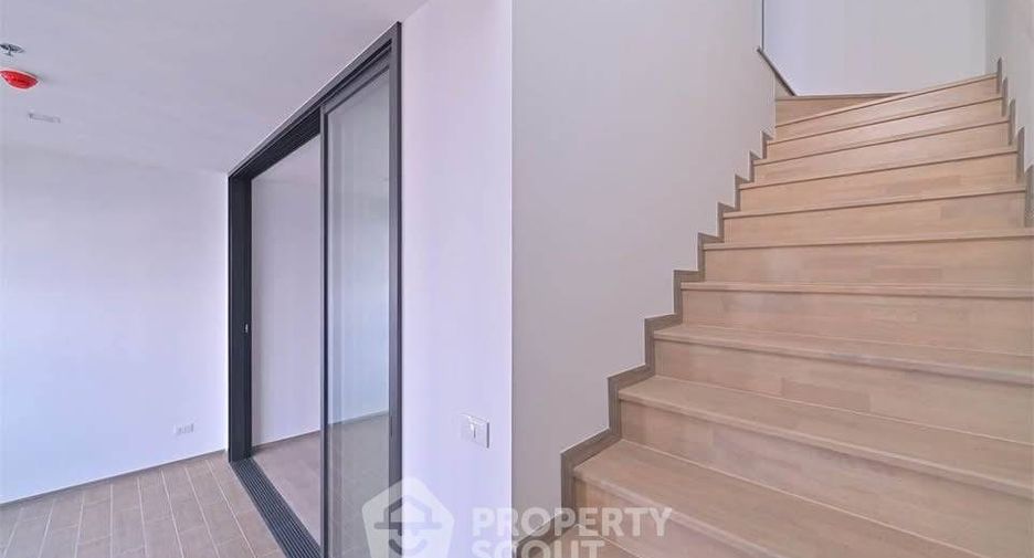 For sale 2 bedrooms condo in Chatuchak, Bangkok