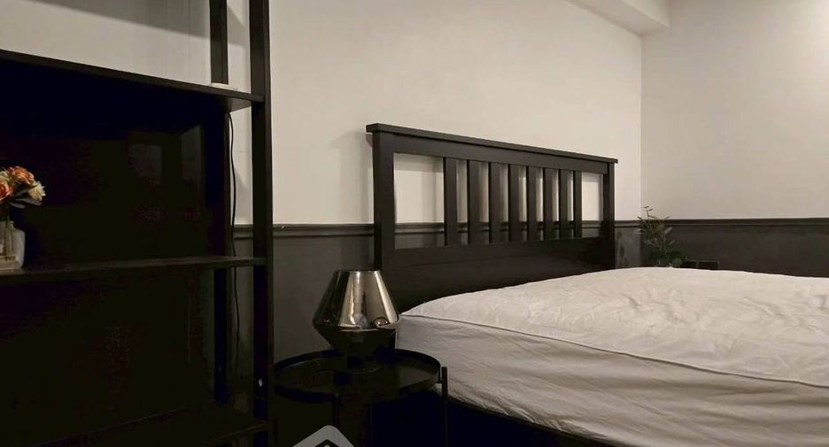 For sale 1 bed condo in Sathon, Bangkok