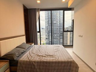 For rent 2 bedrooms condo in Huai Khwang, Bangkok
