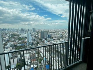 For rent 1 bed condo in Huai Khwang, Bangkok