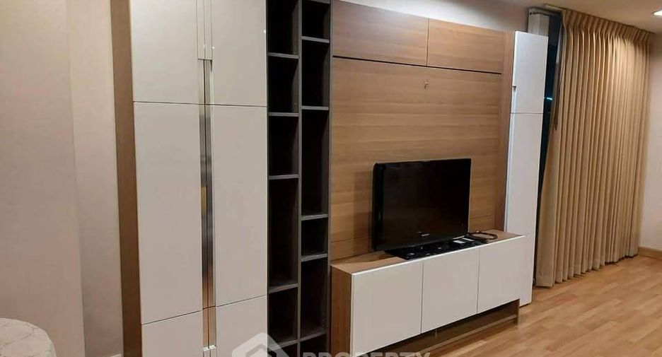 For rent 1 bed condo in Phaya Thai, Bangkok