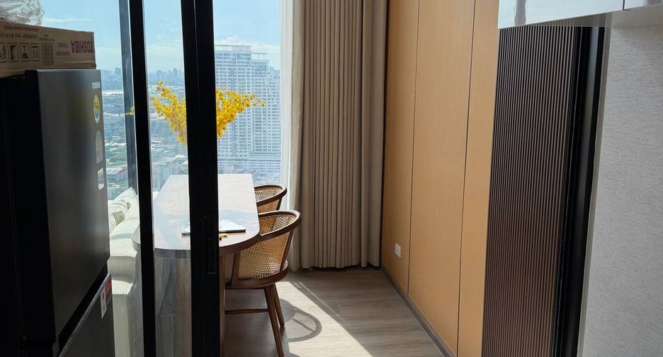 Wohnung zur Miete mit 2 Zimmer in Khlong Toei, Bangkok