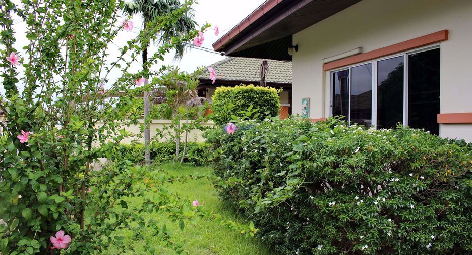 Casa en alquiler de 2 habitaciones en Bang Lamung, Chonburi