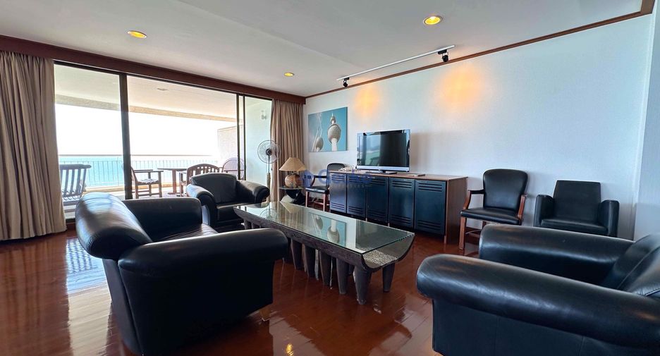 For rent 2 bedrooms condo in Bang Lamung, Chonburi