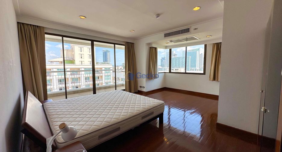 For rent 2 bedrooms condo in Bang Lamung, Chonburi