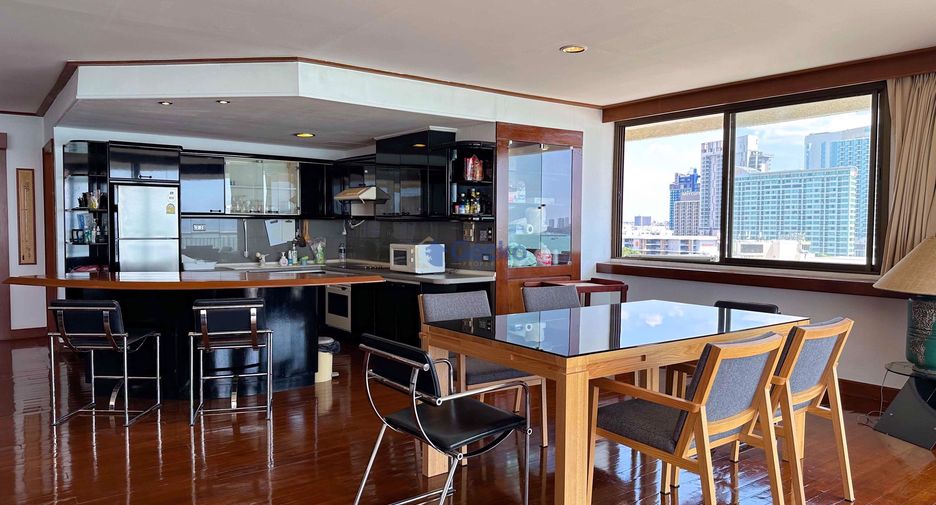 For rent 2 bedrooms condo in Bang Lamung, Chonburi