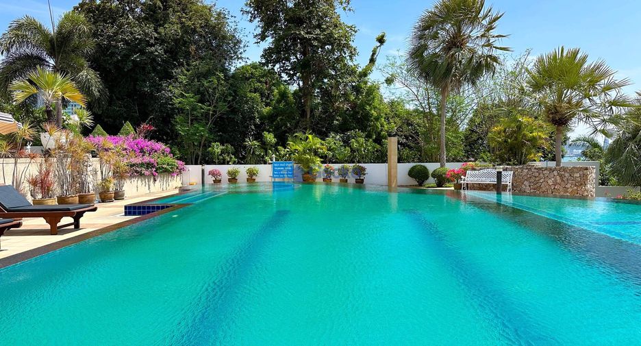 For rent 2 bedrooms condo in Bang Lamung, Chonburi