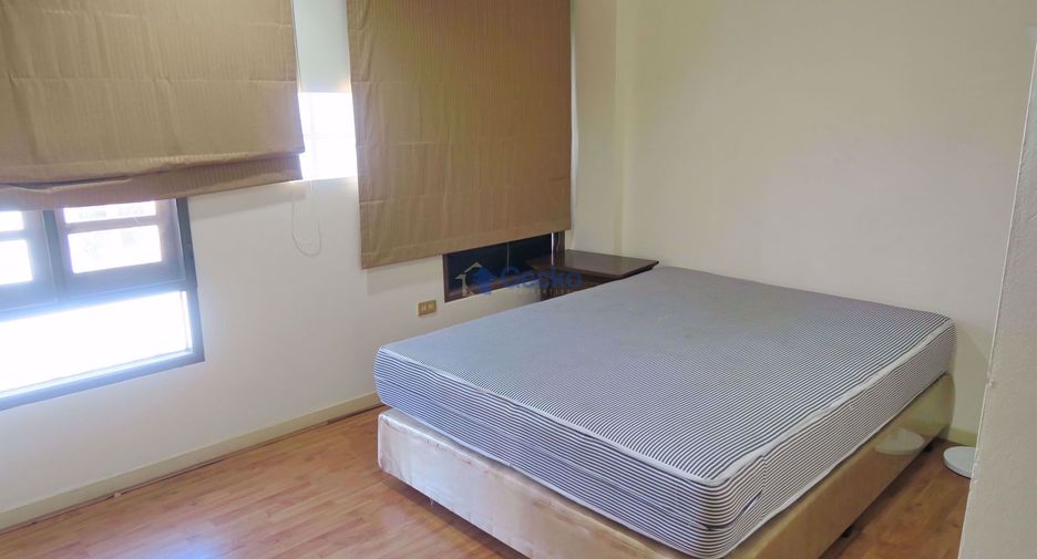 Casa en alquiler de 2 habitaciones en Bang Lamung, Chonburi