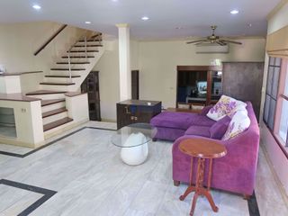 Casa en alquiler de 2 habitaciones en Bang Lamung, Chonburi
