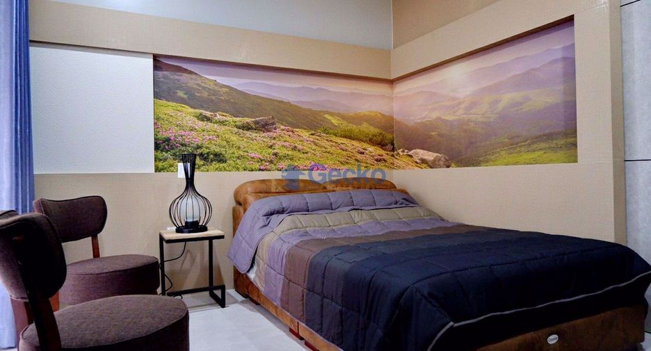 Casa en alquiler de 3 habitaciones en Bang Lamung, Chonburi