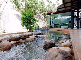 Casa en alquiler de 3 habitaciones en Bang Lamung, Chonburi