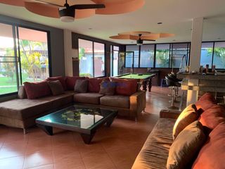 Casa en alquiler de 3 habitaciones en Bang Lamung, Chonburi