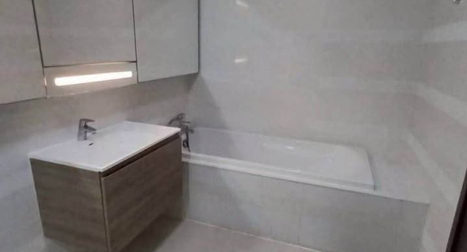 ให้เช่า 3 ห้องนอน คอนโด ใน คลองเตย, กรุงเทพฯ