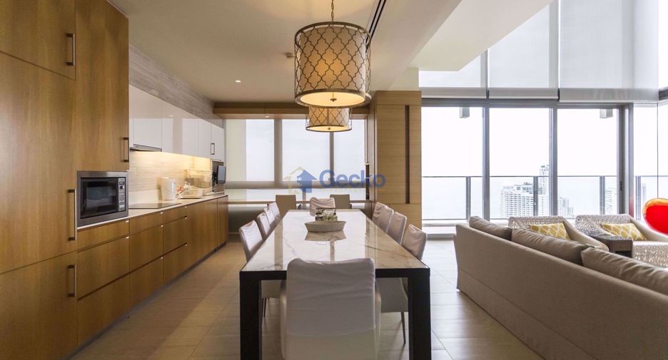 Condo en alquiler de 4 habitaciones en Bang Lamung, Chonburi