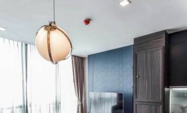 For rent 2 bedrooms condo in Pathum Wan, Bangkok