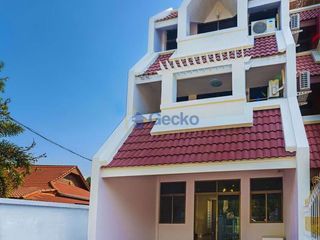 Casa en alquiler y en venta de 4 habitaciones en Bang Lamung, Chonburi