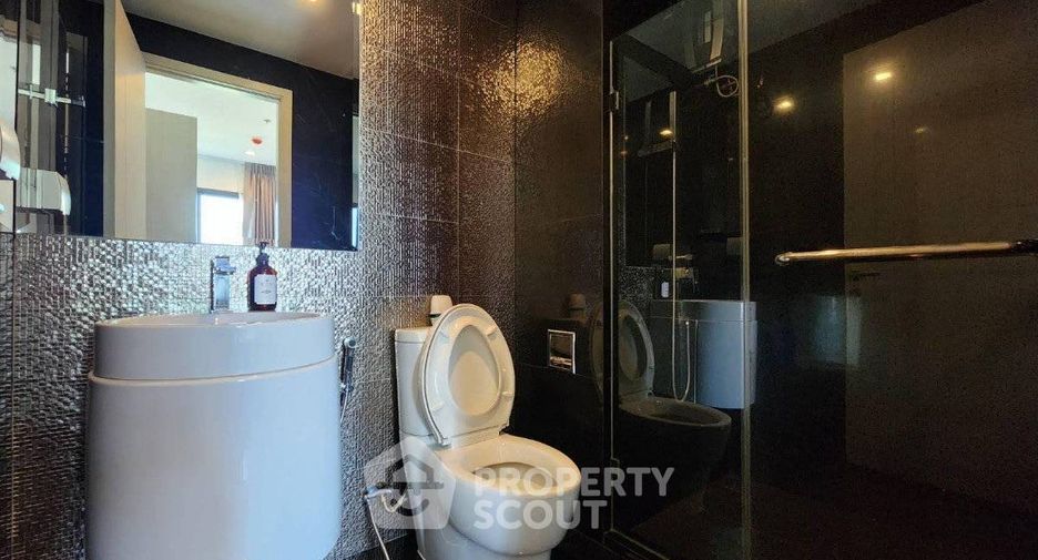 For rent 1 bed condo in Khlong Toei, Bangkok