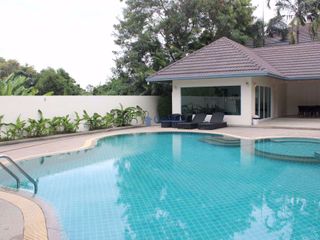 Casa en alquiler de 3 habitaciones en Bang Lamung, Chonburi