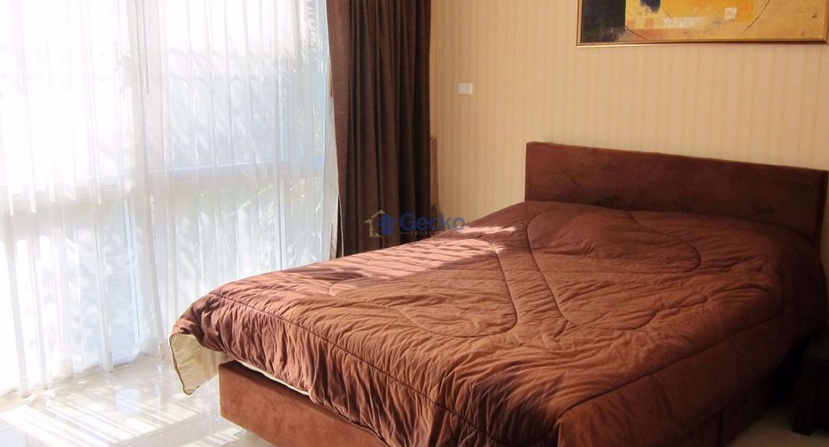 Casa en alquiler de 3 habitaciones en Bang Lamung, Chonburi