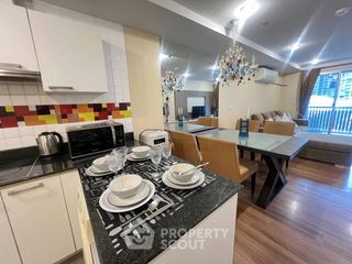 For rent 2 bedrooms condo in Phaya Thai, Bangkok