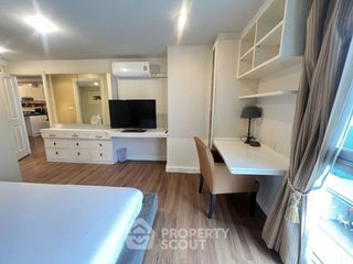 For rent 2 bedrooms condo in Phaya Thai, Bangkok