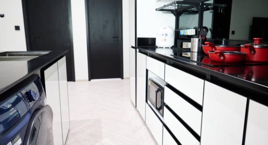For rent 2 bedrooms condo in Khlong San, Bangkok