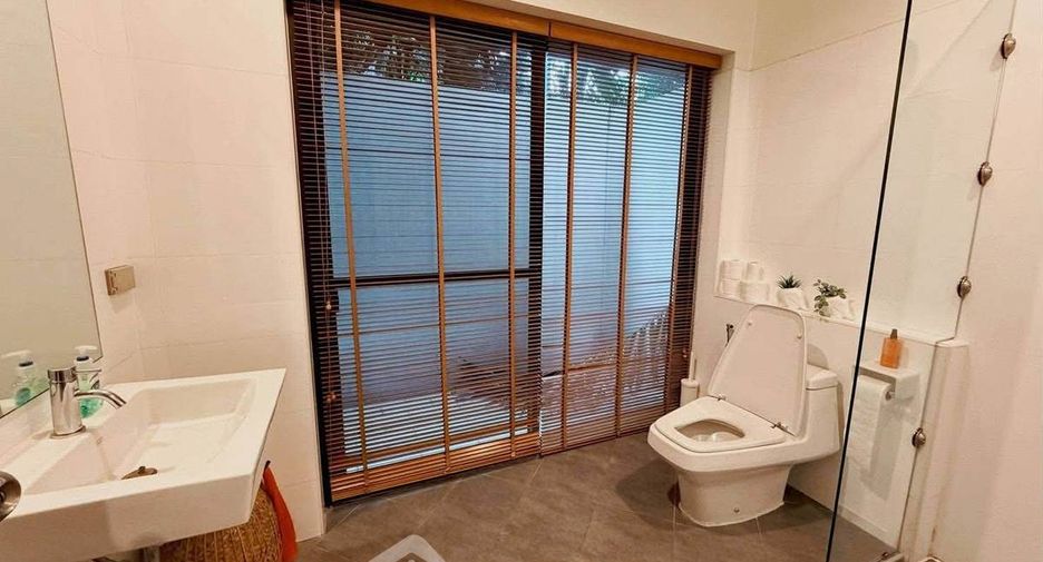 Apartment zur Miete mit 3 Zimmer in Khlong Toei, Bangkok