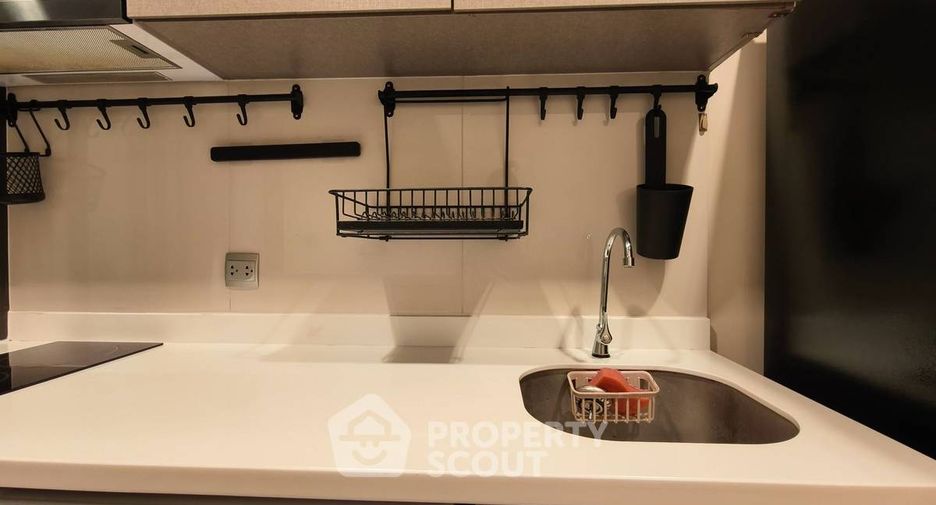For rent 1 bed condo in Huai Khwang, Bangkok