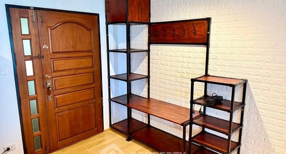 For rent 1 bed condo in Watthana, Bangkok