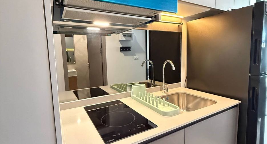 Wohnung zur Miete mit 1 Zimmer in Khlong Toei, Bangkok