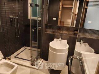 For rent 2 bedrooms condo in Phaya Thai, Bangkok