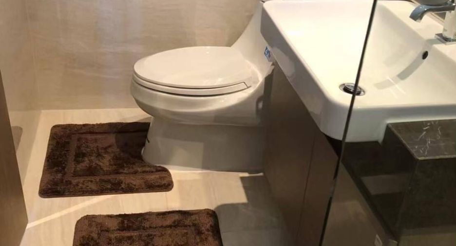 For rent 1 bed condo in Bang Rak, Bangkok